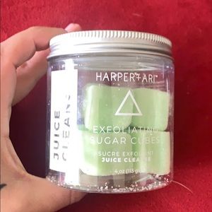 Exfoliating sugar cubes